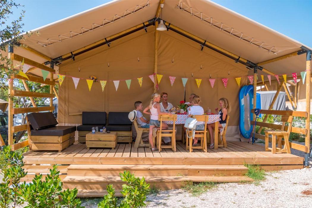 Vacanceselect Premium Lodge Polari Ρόβινι Εξωτερικό φωτογραφία